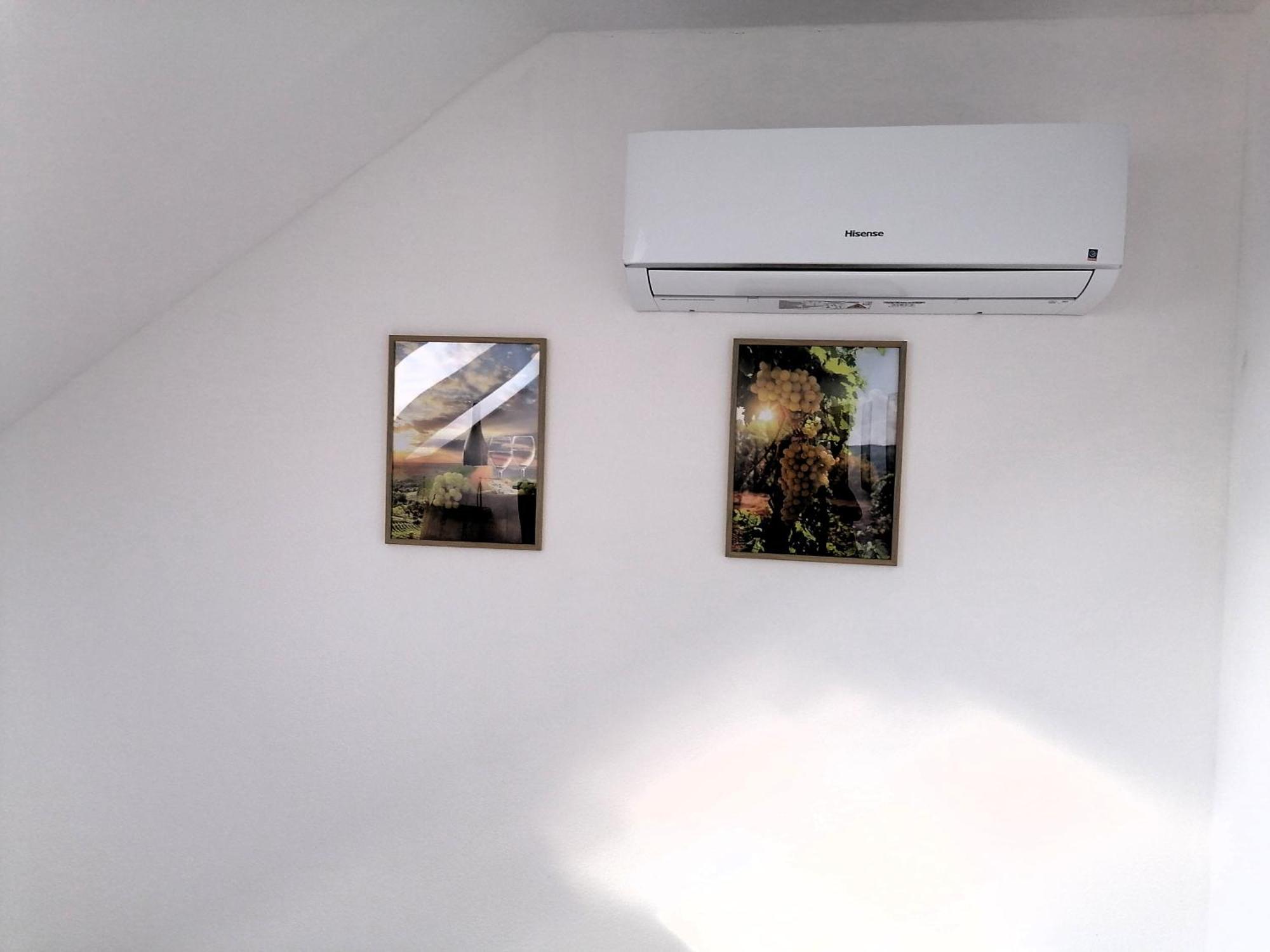 Appartamento Vino Andrusiow Znojmo Esterno foto
