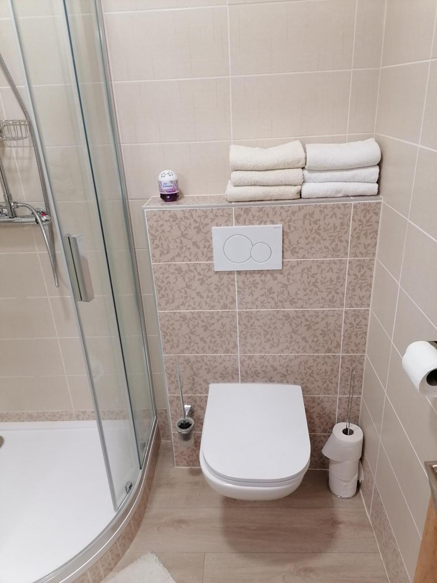 Appartamento Vino Andrusiow Znojmo Esterno foto